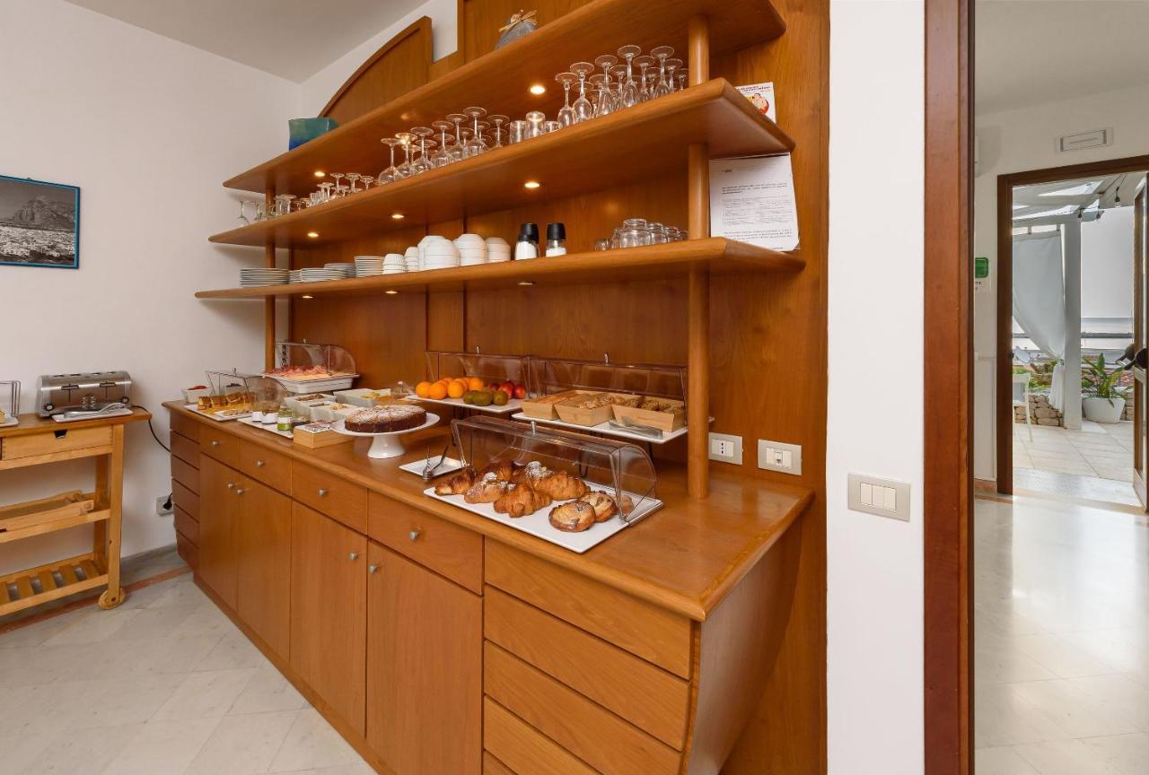 Albergo Auralba سان فيتو لو كابو المظهر الخارجي الصورة